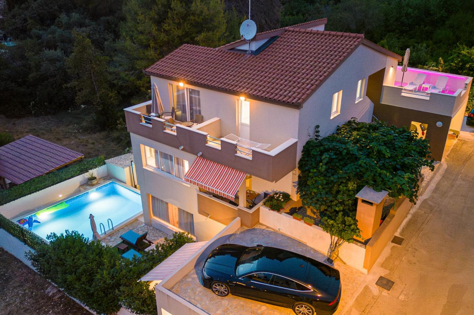 Bruno'S Poolside Apartments - Near Beach Trogir Zewnętrze zdjęcie